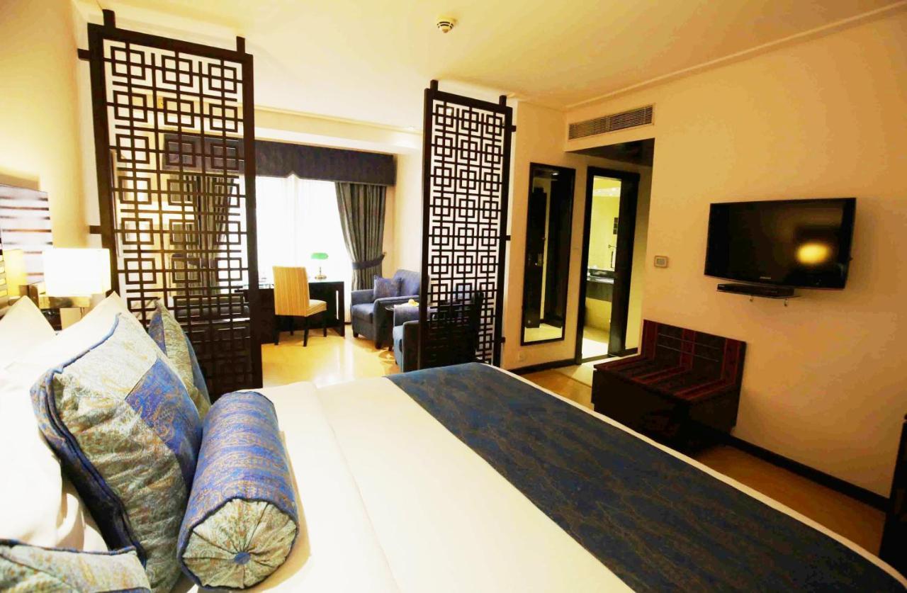 Park Lane Hotel Lahore Exterior photo